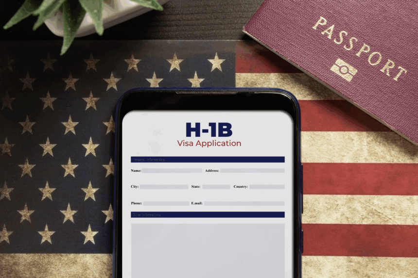 H-1B visa fee hike: H-1B વિઝા ફી ₹8.8 મિલિયન સુધી વધારતા અમેરિકન યુનિવર્સિટીઓ મુશ્કેલીમાં, ભરતી પ્રક્રિયા પર અસર 1 m7saazws