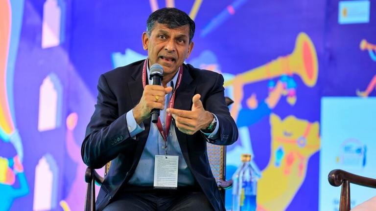 Raghuram Rajan: ભારત માટે અમેરિકા H-1B વિઝા સિવાય અન્ય ગંભીર ખતરાઓ મંડરાઈ રહ્યા છે, શું થવાનું છે હજી ? 1 5ufzzjoc
