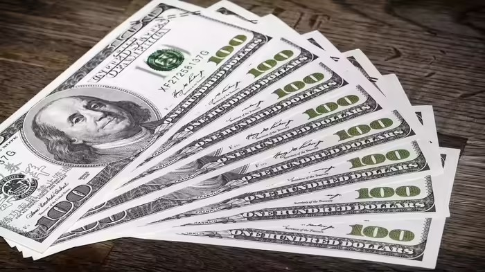 Outward Remittances From India: લોકો ૧૩ મહિનાનો રેકોર્ડ તોડીને વિદેશમાં મોટી રકમ મોકલી રહ્યા છે. વાસ્તવિક કારણ જાણો. 1 Outward Remittances From India