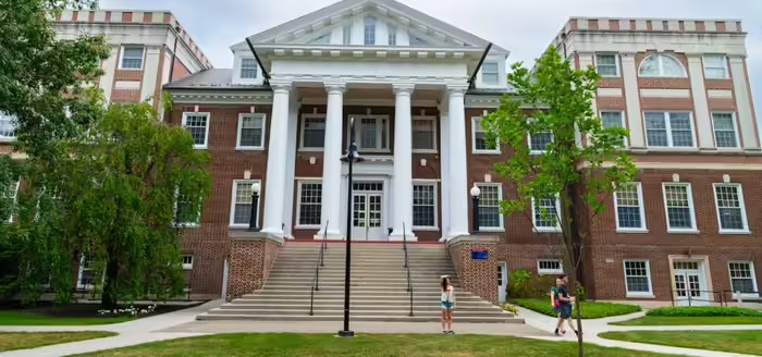 US top universities 2026: યુએસની ટોચની 10 યુનિવર્સિટીઓની યાદી જાહેર, જાણો ક્યાં મળે શ્રેષ્ઠ શિક્ષણ અને કેટલી છે ફી 1 aiuynkss