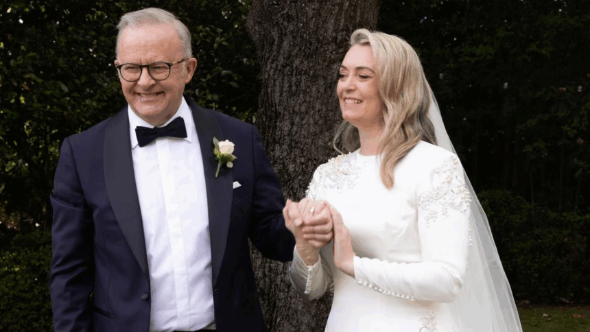 Anthony Albanese Wedding: ઑસ્ટ્રેલિયન PM એ ઈતિહાસ રચ્યો: એન્થની અલ્બનીઝે તેમના કાર્યકાળ દરમિયાન પાર્ટનર જોડી હેડન સાથે કર્યા લગ્ન 1 Anthony Albanese Wedding