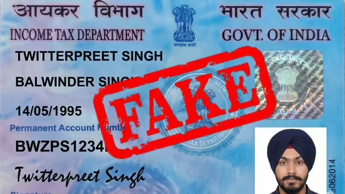 Gemini AI Fake Documents: ગૂગલના 'જેમિની નેનો બનાના પ્રો' દ્વારા નકલી PAN/Aadhaar કાર્ડ જનરેટ થતાં ગોપનીયતા અને સુરક્ષા પર સવાલો! 1 Gemini AI Fake Documents