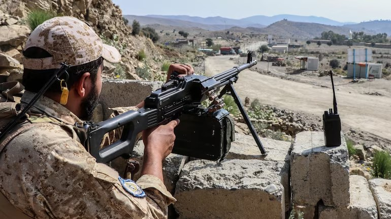 Pakistan Taliban Border Conflict: તાલિબાન-પાકિસ્તાન તણાવ: પાકિસ્તાને અફઘાનિસ્તાનના ૪ પ્રાંતો પર ડ્રોન હુમલા કર્યા, ૯ બાળકો સહિત ૧૦ના મોત; તાલિબાને 'ઇસ્લામિક બદલો' લેવાની ધમકી આપી 1 Pakistan Taliban Border Conflict