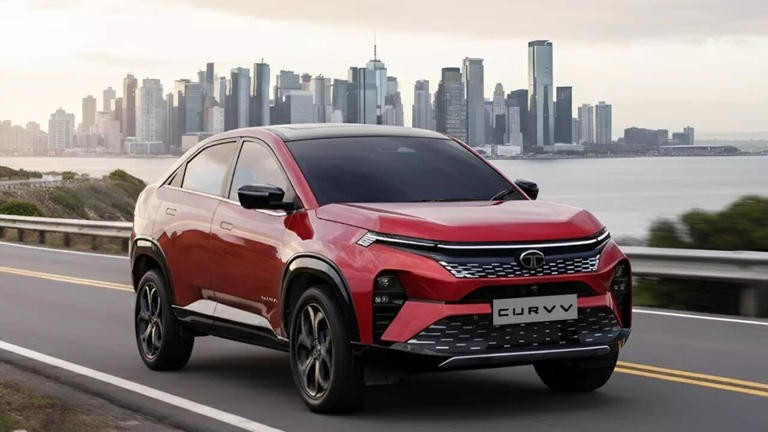 Tata Curvv SUV Coupe: ટાટા Curvv EV ની શરૂઆત ₹૧૮.૪૯ લાખથી: કેબિન સ્પેસમાં વધારો, JBL ૯-સ્પીકર ઓડિયો અને પેનોરેમિક સનરૂફ! જાણો નવી એસયુવી-કૂપમાં કયા પ્રીમિયમ ફેરફારો થયા 1 Tata Curvv SUV Coupe