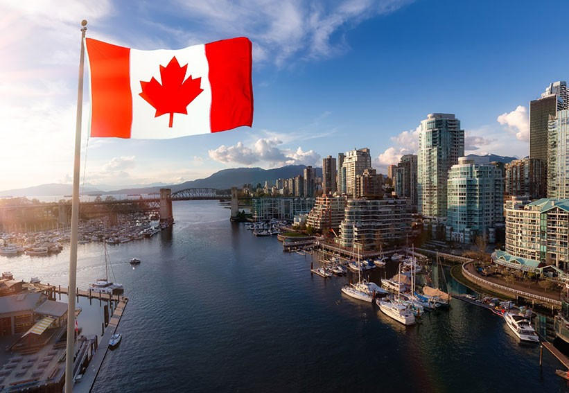 Canada GTS Work Permit: કેનેડામાં નોકરી: ૨ અઠવાડિયામાં વર્ક પરમિટ! ડેટા સાયન્ટિસ્ટ, સિવિલ એન્જિનિયર અને સાયબર સિક્યુરિટી જેવા ૨૨ વ્યવસાયોને ઝડપી પ્રોસેસિંગમાં લાભ 1 Canada GTS Work Permit