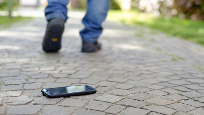 Lost Phone Tracking: ફોન ચોરાયો છે? ગભરાશો નહીં! સંચાર સાથી પોર્ટલ પર CIER સિસ્ટમથી તમારો ફોન બ્લોક અને ટ્રેક કરો! 1 Lost Phone Tracking
