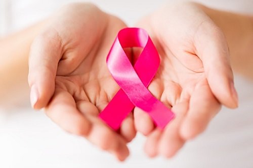 Cancer Transmission Myths: HIV/AIDS અને કેન્સર વચ્ચે શું છે સંબંધ? સ્પર્શ કે સાથે ખાવાથી કેન્સર થાય? ડર છોડીને હકીકત જાણી લો 1 CancerAwarenessFactsMostCommonTypesinWomen 1