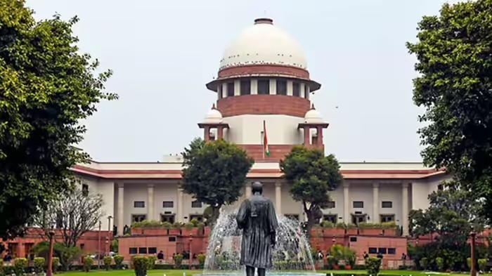 Supreme Court Remark: ચુકાદા પાછળ 'ખાસ કારણ'? રિટાયરમેન્ટ નજીક આવતા જ જજો કેમ બની જાય છે સુપર એક્ટિવ? સુપ્રીમ કોર્ટે ખોલી પોલ 1 Supreme Court Remark