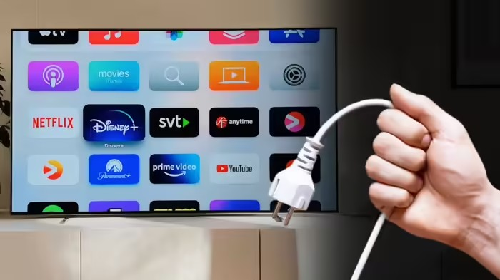 Unplug Smart Tv At Night: શું તમે પણ રિમોટથી TV બંધ કરો છો? નુકસાન જાણશો તો આજથી જ પ્લગ કાઢી નાખશો! 1 Unplug Smart Tv At Night