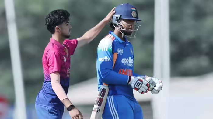 Vaibhav Suryavanshi Record: યુથ ક્રિકેટમાં ધમાકો: ભારતીય યુવા બેટ્સમેન વૈભવ સૂર્યવંશીનો ૧૪ છગ્ગાનો વર્લ્ડ રેકોર્ડ, પરંતુ પાકિસ્તાનના સમીર મિન્હાસે થોડી જ વારમાં તોડ્યો! 1 Vaibhav Suryavanshi Record
