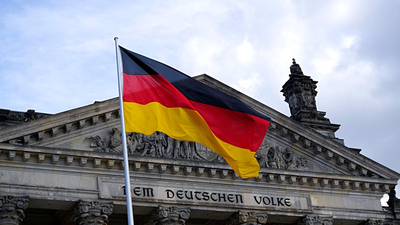 Germany IU University Fraud: ગ્રેજ્યુએશનને બદલે ડિપોર્ટેશન! જર્મનીમાં ભારતીય વિદ્યાર્થીઓ સાથે થઈ મોટી છેતરપિંડી, ૨૦ લાખ ખર્ચ્યા પછી પણ દેશ છોડવા મળી નોટિસ 1 german fraud