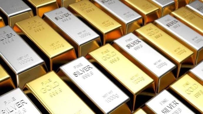 Gold-silver price prediction 2026 India: સોનામાં ૧૯ વર્ષમાં ૧૨૫૦% નો તોતિંગ ઉછાળો! ૨૦૨૬ માં શું ૨ લાખનો આંકડો વટાવશે? જાણો એક્સપર્ટની મોટી આગાહી 1 images 2