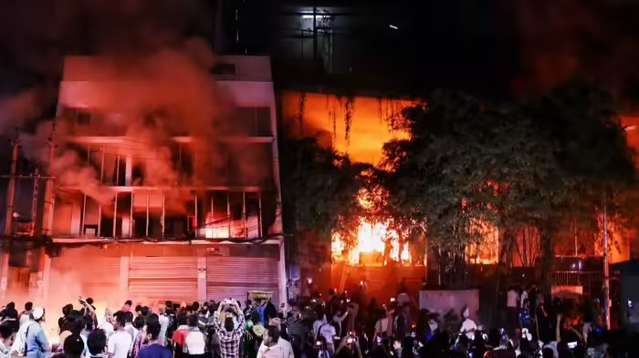 ISI Bangladesh Unrest: ભારત છે ટાર્ગેટ! બાંગ્લાદેશની અશાંતિ પાછળ પાકિસ્તાની એજન્સીનું ફંડિંગ, સોશિયલ મીડિયા પર ઝેર ઓકીને માહોલ બગાડવાની કોશિશ 1 ISI Bangladesh Unrest