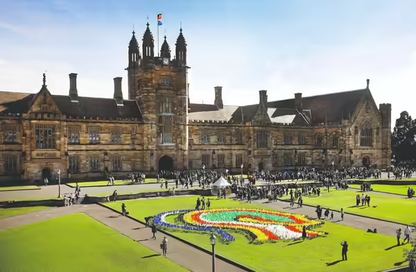 Sydney University Scholarship: સિડની યુનિવર્સિટી સ્કોલરશિપ: ભારતીય વિદ્યાર્થીઓને ટ્યુશન ફીમાં ૨૦% છૂટ, બસ નિબંધ (Essay) લખીને મેળવો એવોર્ડ 1 Sydney University Scholarship