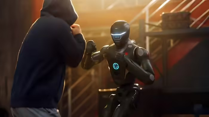 Chinese Humanoid Robot: રોબોટિક તાકાતનો 'લાઈવ ડેમો': CEO ને લાત કેમ ખાવી પડી? 1 Ceo Kicked Viral Video