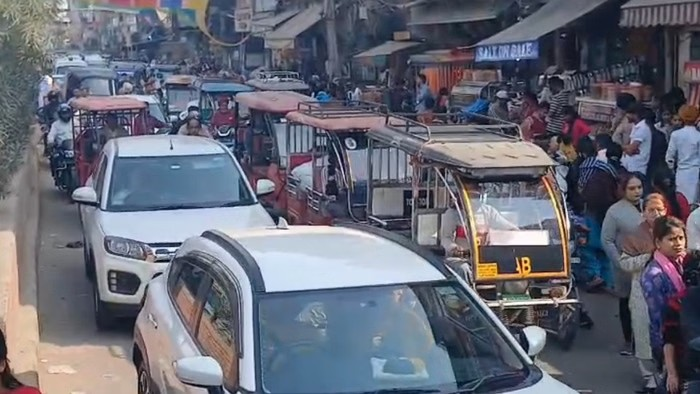 Road Safety Rules 2026: માર્ગ અકસ્માતમાં હવે મળશે ૧.૫ લાખની મફત સારવાર: કેન્દ્ર સરકારના નવા કડક નિયમોથી બદલાશે રસ્તાઓનો નકશો, લાયસન્સ માટે પણ આવી પોઈન્ટ સિસ્ટમ 1 4qazyt98
