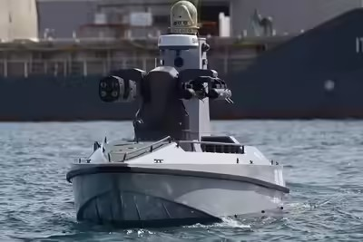 Indian Navy Unmanned Craft: ભારતને મળી પહેલી 'મેડ ઇન ઇન્ડિયા' માનવરહિત હથિયારધારી બોટ; પાકિસ્તાન-ચીન સરહદે ૮૦૦ કિમી સુધી કરશે પેટ્રોલિંગ, જાણો પુણેની કંપનીએ કેવી રીતે કરી કમાલ 1 8ihd419i