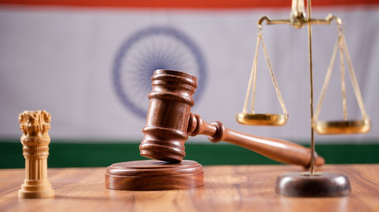 SC/ST Reservation in Bar Council Elections: સુપ્રીમ કોર્ટનો મોટો ફેંસલો: બાર કાઉન્સિલની ચૂંટણીમાં SC/ST અનામતનો ઇનકાર, CJI સૂર્યકાંતે કહ્યું- "હવે મોડું થઈ ગયું છે, માત્ર કાયદામાં સુધારાથી જ મળશે અનામત" 1 f7ndkvpb