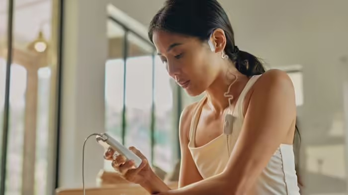 OhmBody CES 2026: પિરિયડ્સના દુખાવા અને હેવી બ્લડ ફ્લોથી મળશે મુક્તિ! દવા વગર કામ કરશે આ નવું વિયરેબલ ડિવાઇસ, જાણો સ્પાર્ક બાયોમેડિકલનો નવો આવિષ્કાર 1 OhmBody CES 2026
