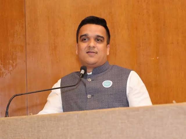 Gujarat at WEF 2026: ગુજરાતનો ગ્લોબલ હુંકાર: દાવોસમાં ‘વિકસિત ગુજરાત @2047’ નો રોડમેપ રજૂ કરશે હર્ષ સંઘવી, વિશ્વના ૫૮ દિગ્ગજો સાથે બેઠક કરી આકર્ષશે મોટું રોકાણ 1 images 2 1