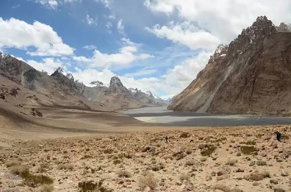 Shaksgam Valley Dispute: ભારત-ચીન સરહદ વિવાદ: શું છે શક્સગામ ખીણનું રહસ્ય? પાકિસ્તાને ભેટમાં આપેલી ભારતની જમીન પર ચીને કેમ વધારી હલચલ, જાણો ૫ મોટા કારણો 1 images 5