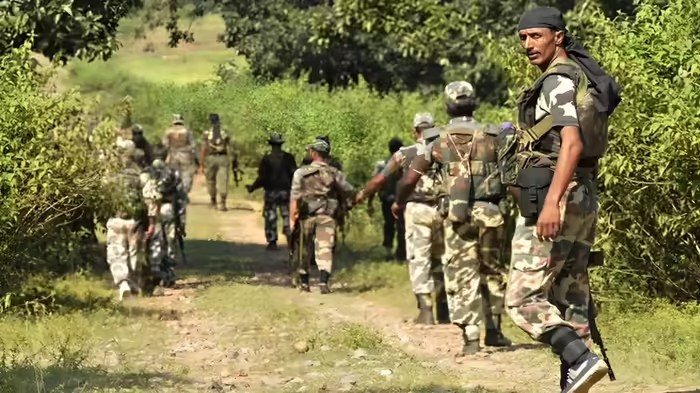 Naxal Surrender Telangana 2026: નક્સલીઓના ટોપ કમાન્ડર દેવજી સહિત ચારે કર્યું આત્મસમર્પણ, ટૂંક સમયમાં વધુ 50 નક્સલીઓ કરશે સરન્ડર 1