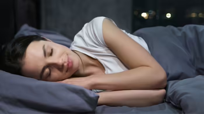 Oversleeping Health Risks: ૯ કલાકથી વધુ સમય પથારીમાં વિતાવવો તમારા મગજ અને હૃદયને કરી શકે છે બીમાર 1 aofgwgdr
