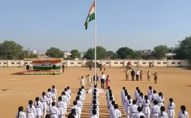 Vande Mataram Protocol 2026: વંદે માતરમ્ ગુંજશે હવે ૩ મિનિટ ૧૦ સેકન્ડ સુધી: કેન્દ્ર સરકારે રાષ્ટ્રગીત માટે જાહેર કરી નવી ગાઈડલાઈન 1