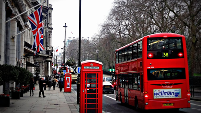 Cost of living in UK for Indian students: બ્રિટનમાં અભ્યાસ કરવા જઈ રહ્યા છો? પહેલા રહેવા-જમવાનો હિસાબ જાણી લો, સમજો કેટલો થશે મહિનાનો ખર્ચ 1 living cost of educatin in uk