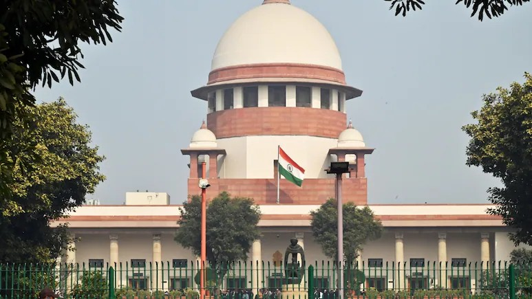 Muslim Personal Law Khula: મુસ્લિમ મહિલાઓના 'ખુલા'ના અધિકાર પર સુપ્રીમ કોર્ટમાં કાનૂની જંગ: પતિની મરજી વગર લગ્ન તોડવાની સત્તા પર સર્વોચ્ચ અદાલત કરશે આખરી નિર્ણય 1 m89voike