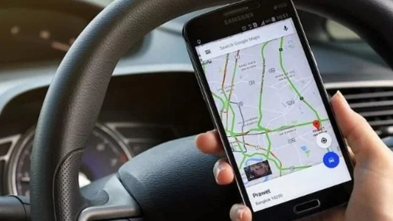 Google Maps Set Arrival Time Feature: ટ્રાફિક હવે નહીં બને તમારી મીટિંગમાં અવરોધ, ગૂગલ મેપનું 'Set Arrival Time' ફીચર તમને જણાવશે ઘરેથી નીકળવાનો ચોક્કસ સમય 1 ni9ccafv