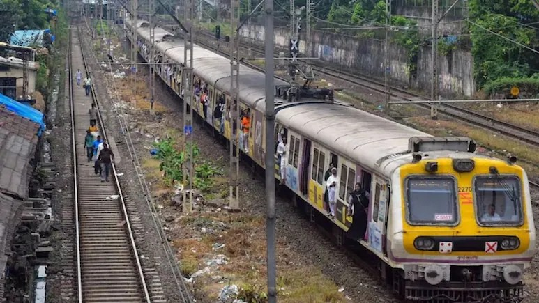 RailOne App Ticket Booking: ટ્રેન ટિકિટ બુકિંગના નિયમો બદલાયા, 1 માર્ચથી IRCTC ને બદલે આ એપથી કરો બુકિંગ 1 w85kclw5