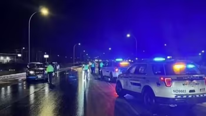 Canada School Mass Shooting: કેનેડાની સ્કૂલમાં અંધાધૂંધ ગોળીબાર, હુમલાખોર સહિત ૧૦ના કરૂણ મોતથી ખળભળાટ 1 w9j5vbnk