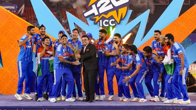 Indian Cricket World Dominance: વિશ્વ ક્રિકેટમાં વધતું ભારતનું કદ, છેલ્લા બે વર્ષમાં જીતી સાત મોટી ટ્રોફી; પુરુષોનો દબદબો યથાવત 1