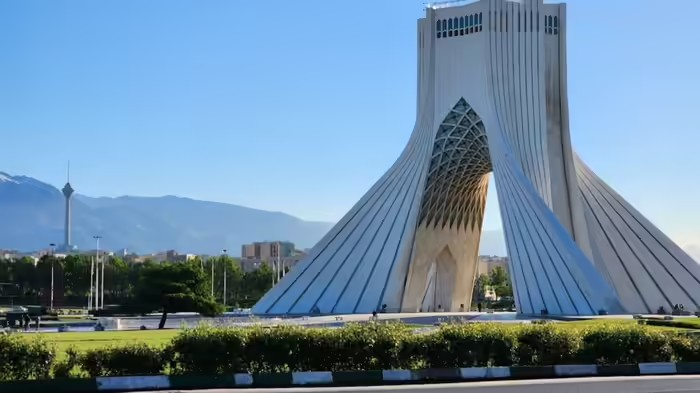Iran General Knowledge Facts: ઈરાનના રાષ્ટ્રપતિ કોણ છે, અમેરિકાથી તેનું અંતર કેટલું છે? 10 મહત્વના સવાલોના જવાબોમાં જાણો ઈરાન વિશે 1 0lrb59j9