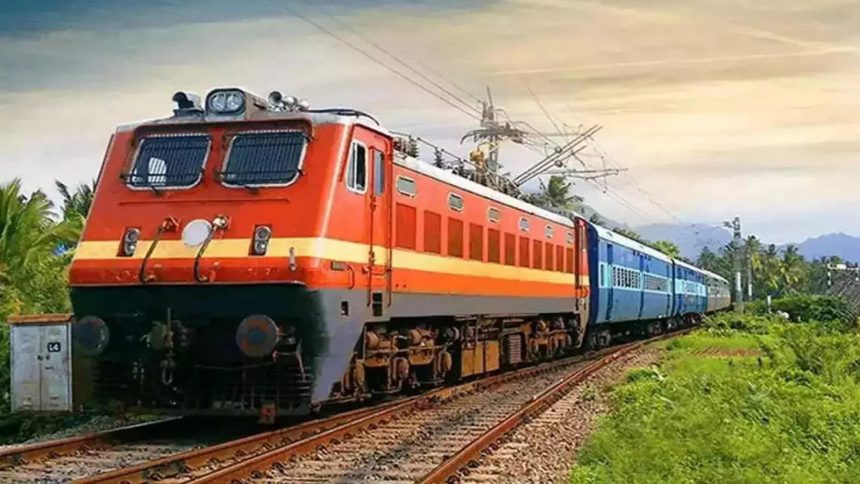 Gallantry Award Railway Free Travel: ભારતીય સેનાના વીરોને રેલવેની ભેટ, 2AC માં આજીવન મળશે મફત મુસાફરીની સુવિધા 1 111281165.cms