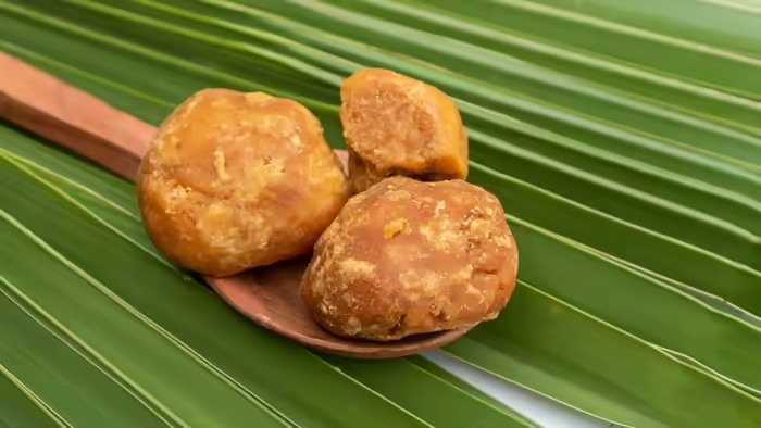 Jaggery Adulteration Side Effects: કિડની-લિવર ખરાબ થવાનું કારણ બને છે ભેળસેળિયો ગોળ, ખાતા પહેલા ઘરે જ કરો તપાસ 1 16914gdp