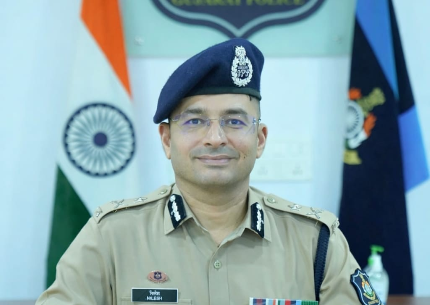 Nilesh Jajadiya IPS: વડોદરા પોલીસને મળ્યા નવા જોઈન્ટ CP: જૂનાગઢમાં અઢી વર્ષની શાનદાર ઇનિંગ બાદ નીલેશ જાજડિયાની વડોદરામાં એન્ટ્રી 1 7fw5q4v2