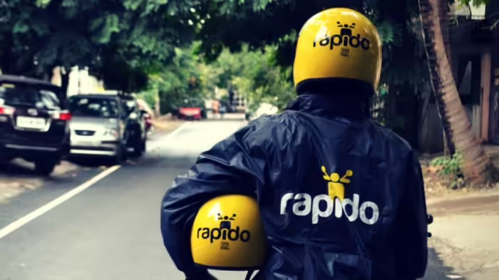 Money Laundering Gujarat: રેપિડો બાઇક ચલાવી ૧૨૦૦૦ મહિનાની કમાણી, પણ નીકળ્યો ગુજરાતના ૫૫૦ કરોડના સૌથી મોટા મની લોન્ડરિંગ રેકેટનો અહેમ ખેલાડી 1