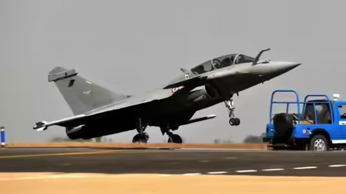 IAF Rafale Deal 114 Jets: ૧૧૪ નવા રાફેલ જેટથી વાયુસેના બનશે અભેદ્ય, 'મેક ઇન ઇન્ડિયા' હેઠળ ભારતમાં જ થશે નિર્માણ 1 d44ev8cp