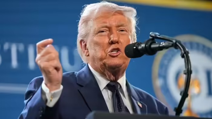 Trump NATO Threat Strait of Hormuz: 'અમેરિકાનો સાથ આપો નહીંતર અંજામ ભોગવવો પડશે,' ડોનાલ્ડ ટ્રમ્પની NATO દેશોને ધમકી, હોર્મુઝ સ્ટ્રેટ પર આવવું પડશે 1 kma4ijw8