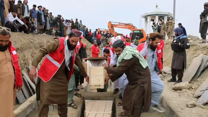 Pak-Afghan Border Conflict: પાકિસ્તાને ફરી કર્યા અફઘાનિસ્તાનમાં હુમલા, તાલિબાનનો જોરદાર પલટવાર, ત્રણ પાકિસ્તાની સૈન્ય ચોકીઓ તબાહ 1