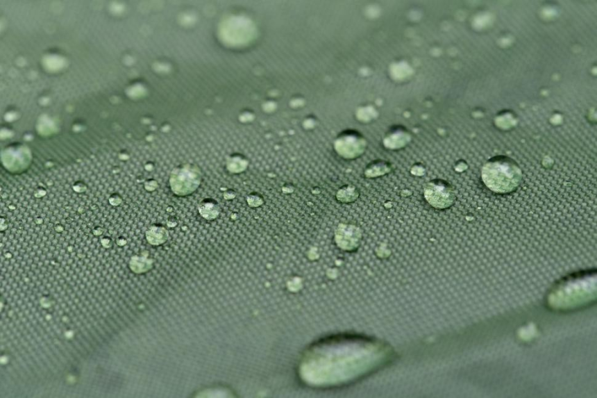 Ultra-Waterproof Fabric: વૈજ્ઞાનિકોએ બનાવ્યું અજીબ કાપડ જે ગમે તેવા વરસાદમાં પણ રહેશે કોરું, જાણો કેવી રીતે કામ કરે છે આ 'સુપરહાઈડ્રોફોબિક' ટેકનોલોજી 1 4uyssxle