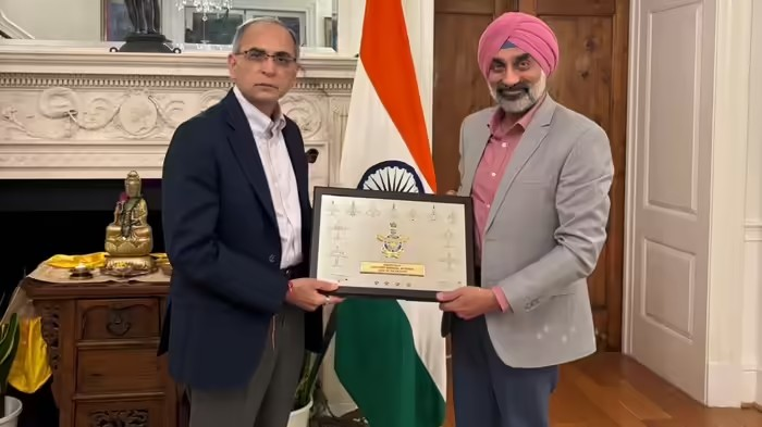 India-US Defense Partnership: વાયુસેના પ્રમુખની અમેરિકા યાત્રા: રક્ષા ક્ષેત્રે ભારત અને અમેરિકા આવશે વધુ નજીક, જાણો એર ચીફ માર્શલની આ મહત્વની મુલાકાતનો મુખ્ય એજન્ડા 1 76b8pjfc