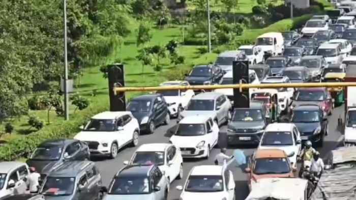Traffic Solution Ahmedabad BRTS: ટ્રાફિક જામથી દર વર્ષે 1.8 લાખ કરોડનું નુકસાન, અમદાવાદ મોડેલથી દૂર થઈ શકે છે આ સમસ્યા 1 btm8u7zc