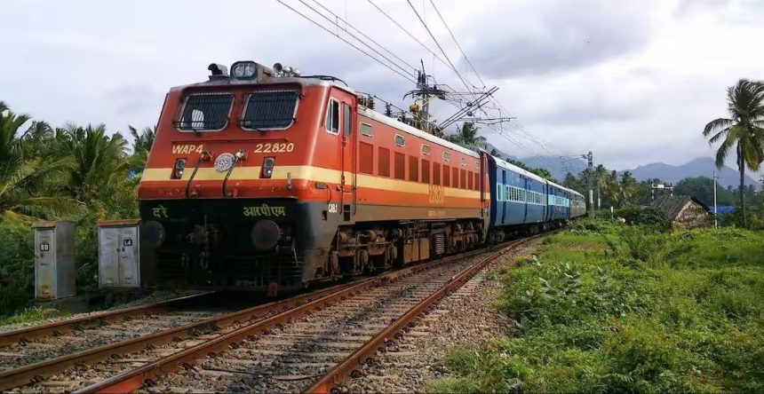 IRCTC E-Pantry Service: IRCTC ની ઈ-પેન્ટ્રી સર્વિસથી સીટ પર જ મેળવો ગરમાગરમ ભોજન, જાણો ઓનલાઇન ઓર્ડર કરવાની આખી રીત 1 hvrl6vru