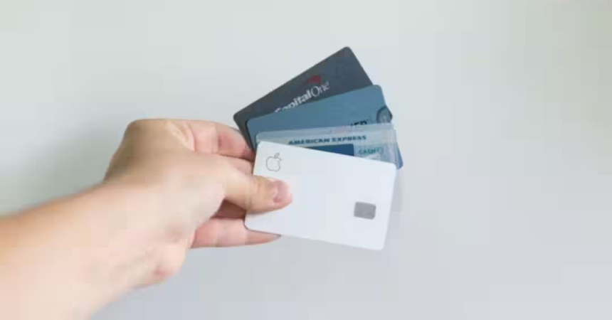 Credit Card Rules: મૃત્યુ પછી કોણ ચૂકવશે ક્રેડિટ કાર્ડનું દેવું? જાણો બાકી બિલ વિશે શું કહે છે RBI નો નિયમ 1 jxh3pxwb