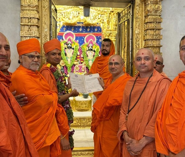Kalupur Swaminarayan Sect: કાલુપુર સ્વામિનારાયણ સંપ્રદાયમાં આંતરિક જૂથવાદ અને સત્તાનો ખેલ 1 rfozqh0l