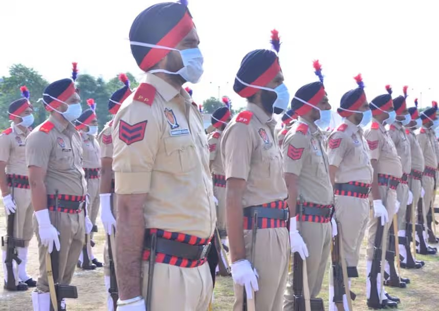 CRPF Recruitment 2026: CRPFમાં કોન્સ્ટેબલના પદો પર બમ્પર ભરતી, જાણો ક્યારથી કરી શકાશે અપ્લાય? 1 z4anours