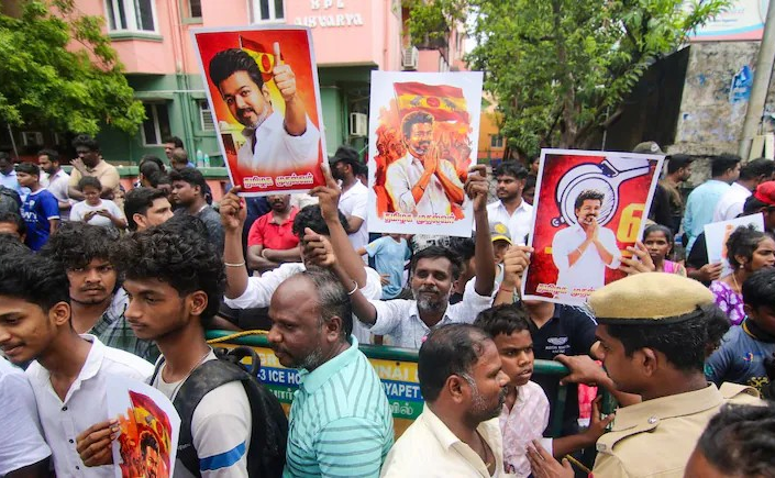 Tamil Nadu CM Vijay: તમિલનાડુમાં આજથી TVK સરકાર, CM વિજય સાથે 9 ધારાસભ્યો પણ લેશે મંત્રી પદના શપથ, લિસ્ટ આવ્યું સામે 1 Tamil Nadu CM Vijay